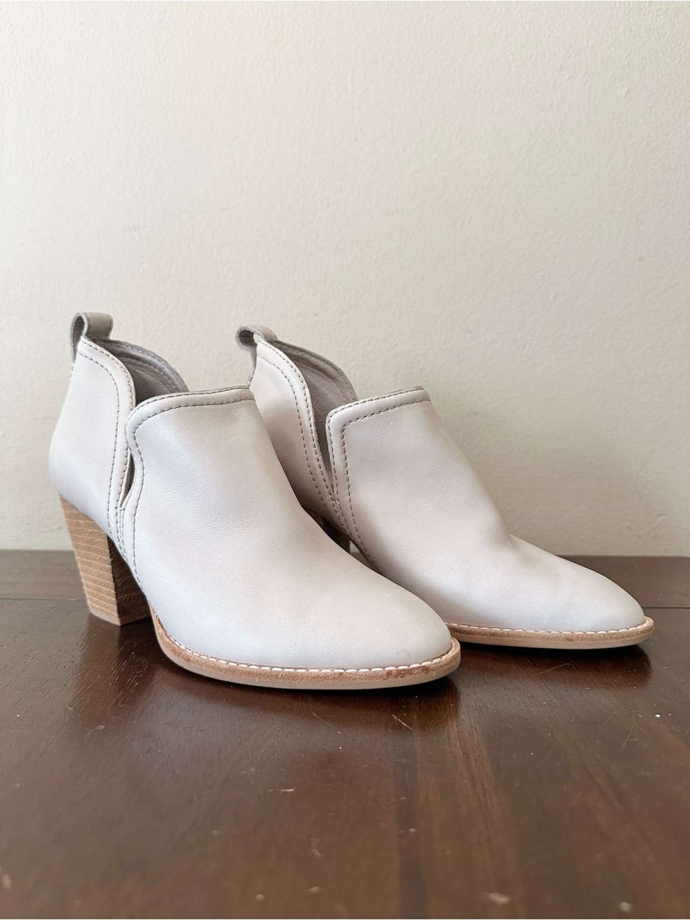 Jeffrey Campbell Ivory Rosalee Leather Heeled Bootie, Sz 7